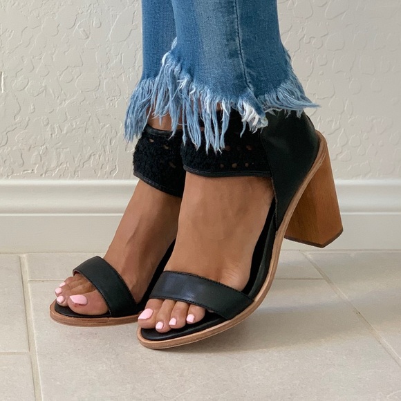 Anthropologie Shoes Distressed Leather Wooden Block Heel Sandal